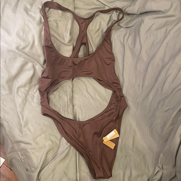 SKIMS Cocoa Monokini - Picture 1 of 5